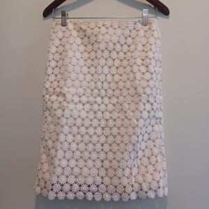 Talbots Pencil Skirt Cream Ivory Floral Lace Crochet Overlay Women’s 4‎ Elegant